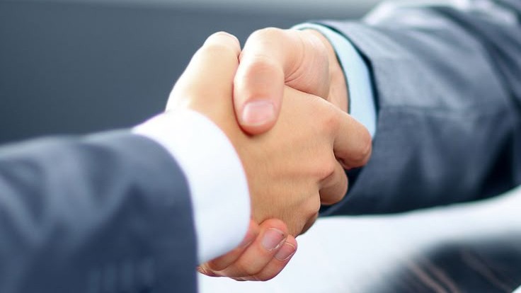 Why Working with a Seasoned Professional Broker Can Save You Time, Money, and Headaches